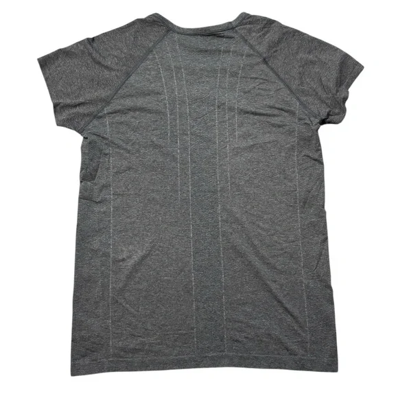 SPANX‎ Lamn Seamless Short Sleeve Tee Charcoal Gray - size 1X NWT - Picture 2 of 5
